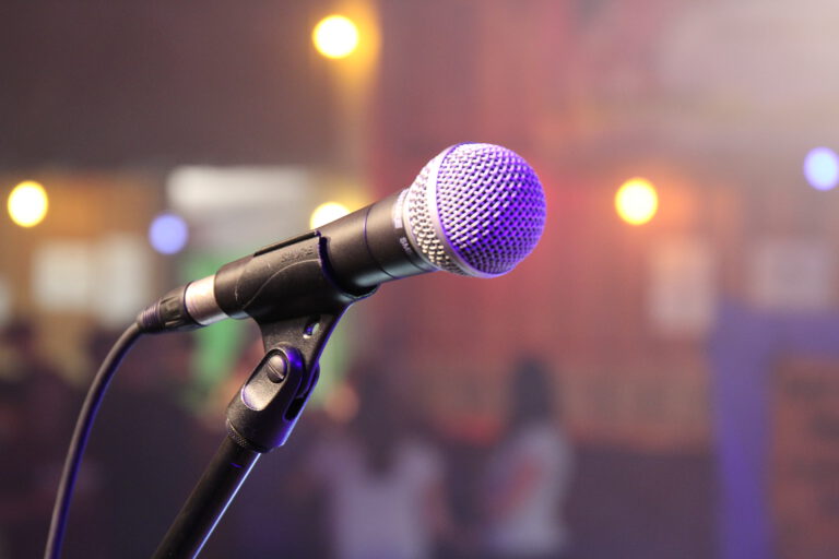 Microphone 2018